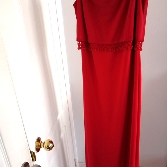 Betsy&Adam by Jaslene red dress - Picture 4 of 6